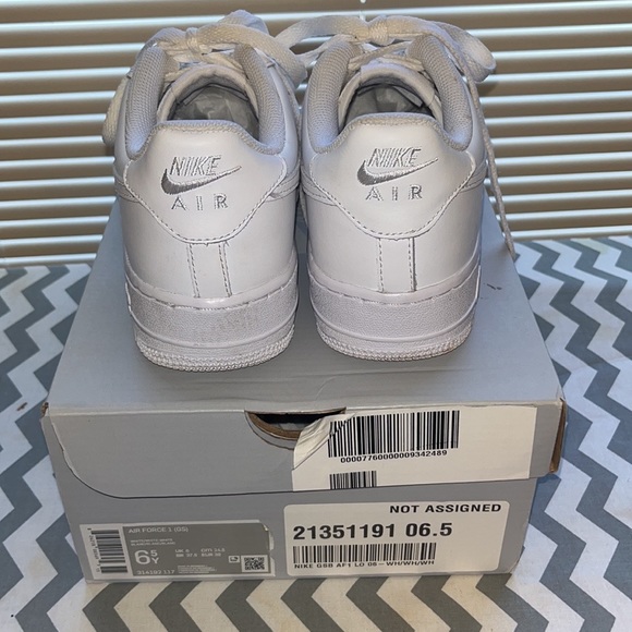 White Air Force 1s, - Picture 4 of 5